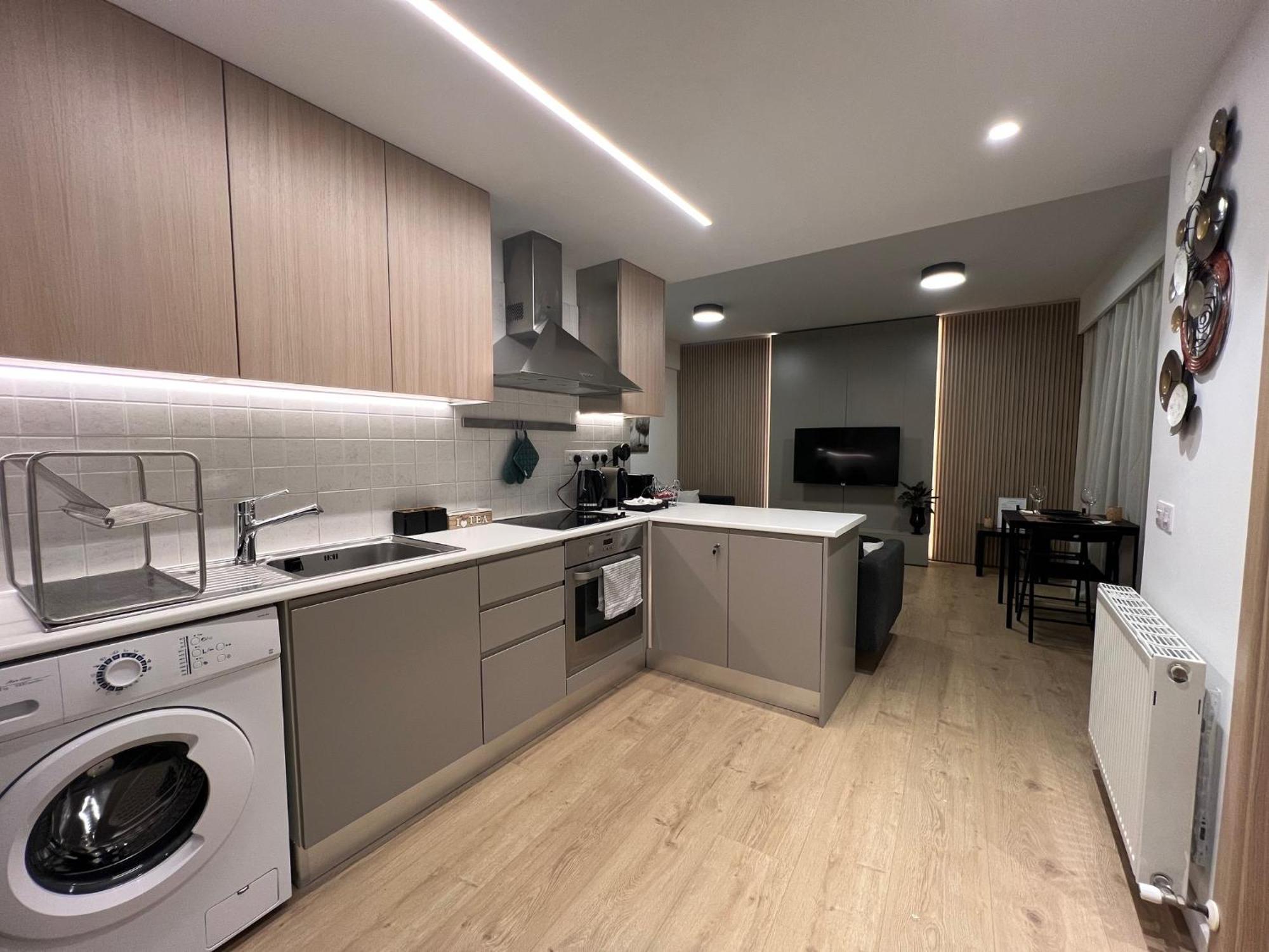 Daniela'S Modern Apartment Strovolos Zewnętrze zdjęcie